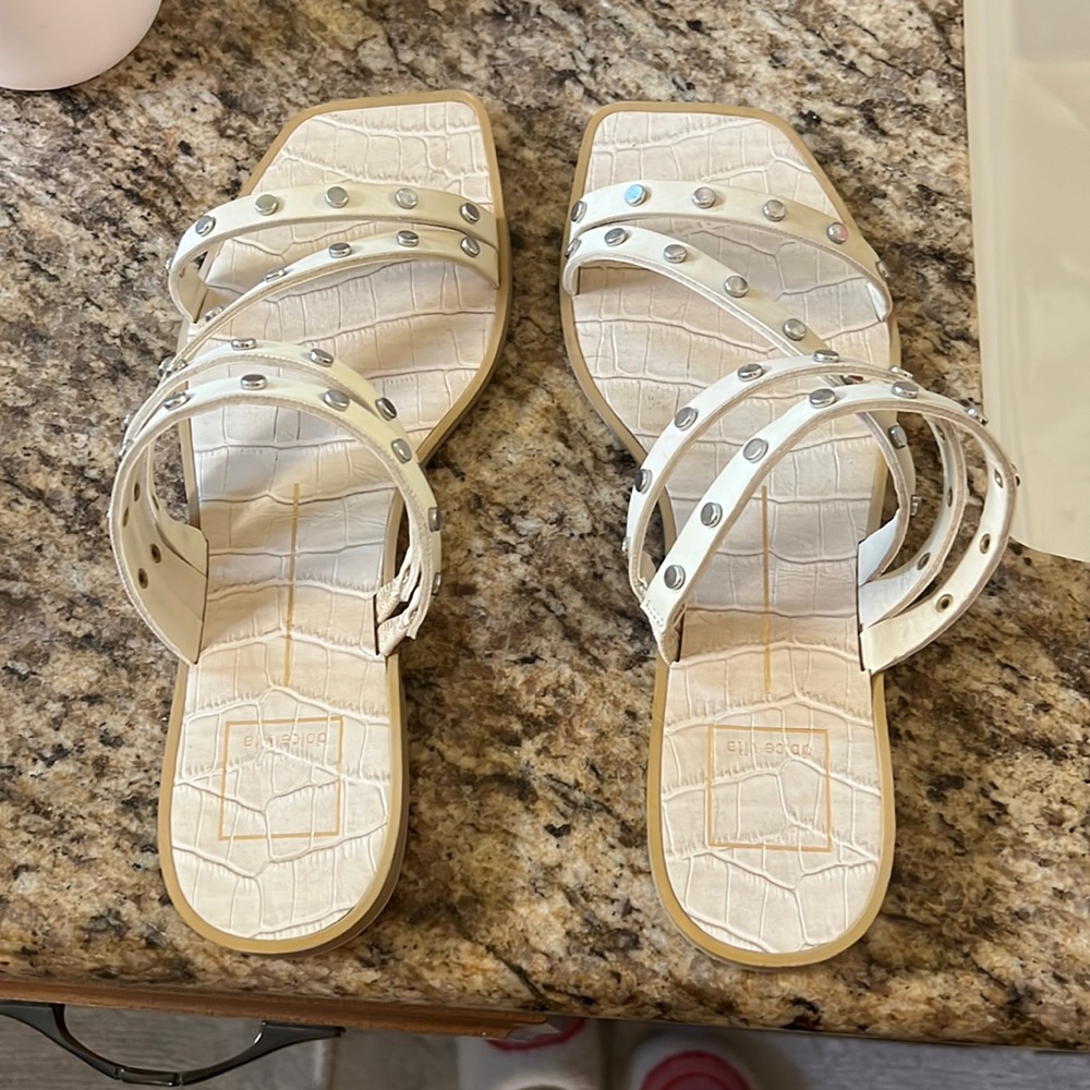 Dolce vita sandals